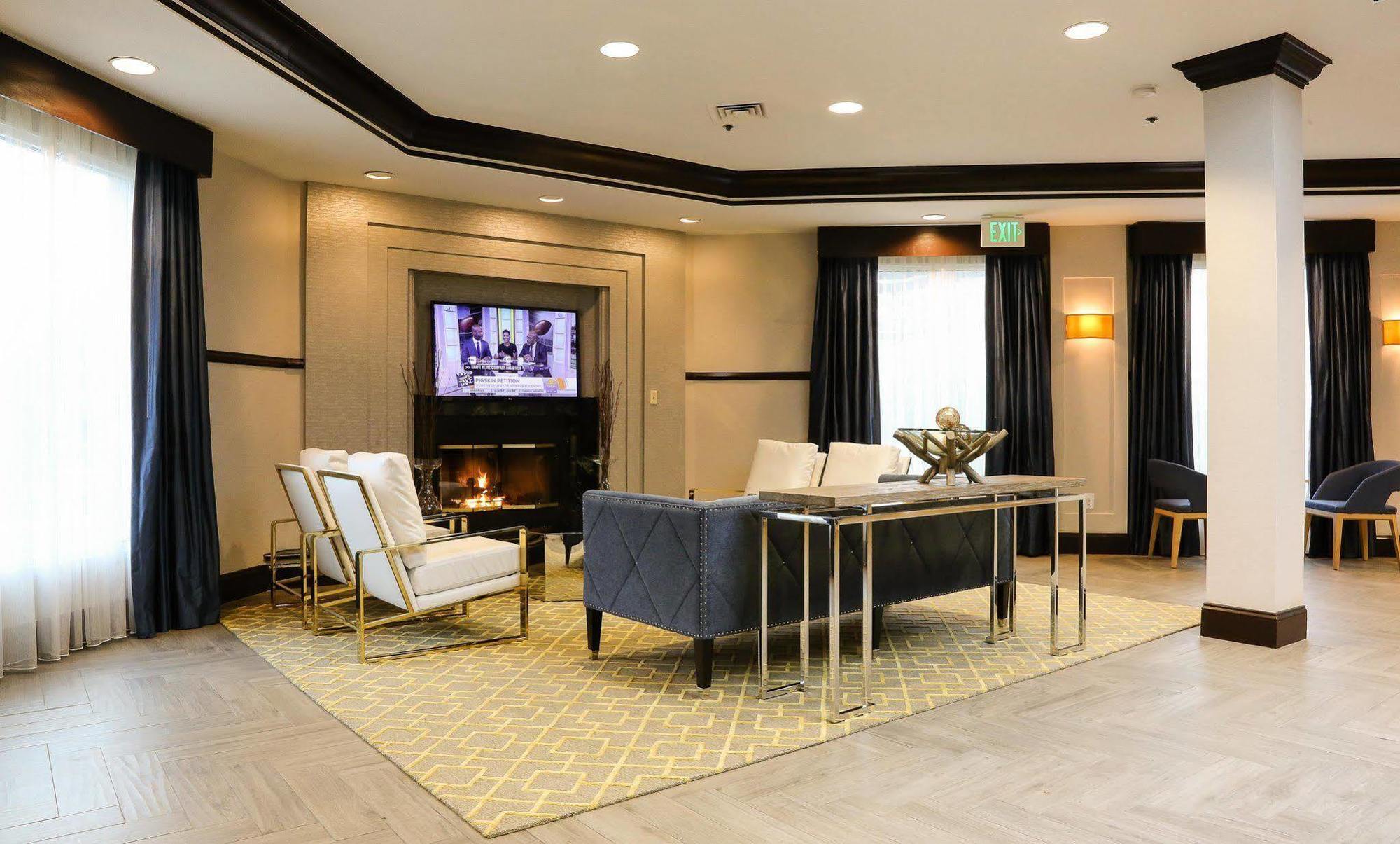 Doubletree By Hilton Hotel